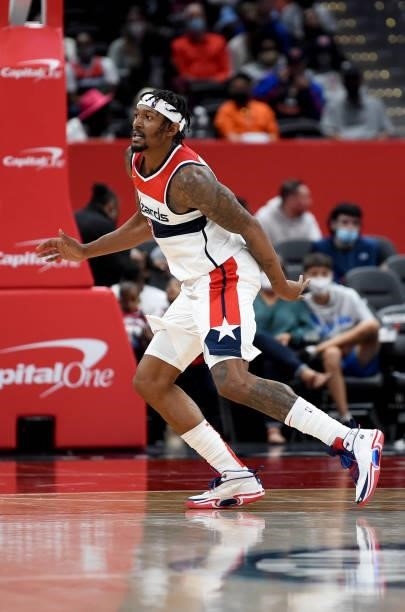 Bradley Beal of the Washington Wizards defends against the New York Knicks at Capital One Arena on October 09, 2021 in Washington, DC. NOTE TO USER:...