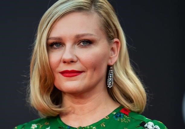 Kirsten Dunst attends "The Power Of The Dog