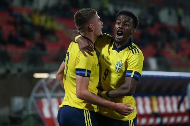 Tim Prica of Sweden celebrates with team mate Anthony Elanga after scoring to level the game at 1-1 during the 2022 UEFA European Under-21...