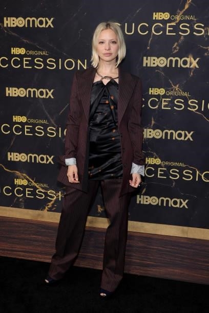 Annabelle Dexter-Jones attends the HBO's "Succession