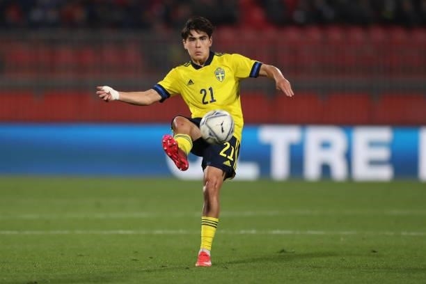 Erik Kahl of Sweden during the 2022 UEFA European Under-21 Championship Qualifier match between Italy and Sweden at Stadio Brianteo on October 12,...