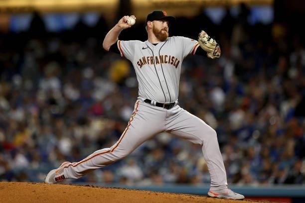 Zack Littell of the San Francisco Giants pitches against the Los Angeles Dodgers during the sixth inning in game 4 of the National League Division...