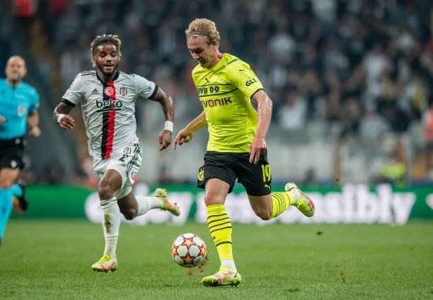 Besiktas v Borussia Dortmund: Group C – UEFA Champions League
